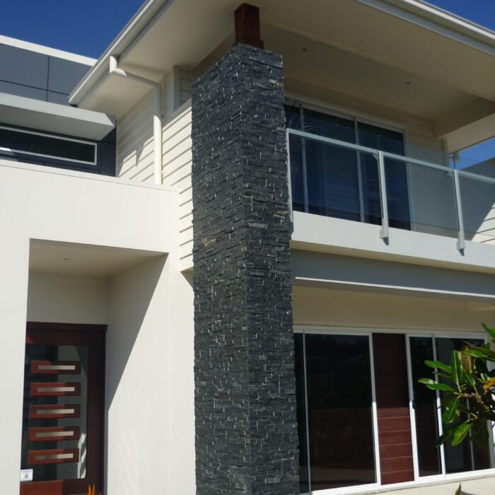 STACKED PANEL BLACK QUARTZ 600X150X10-20 - Image 2
