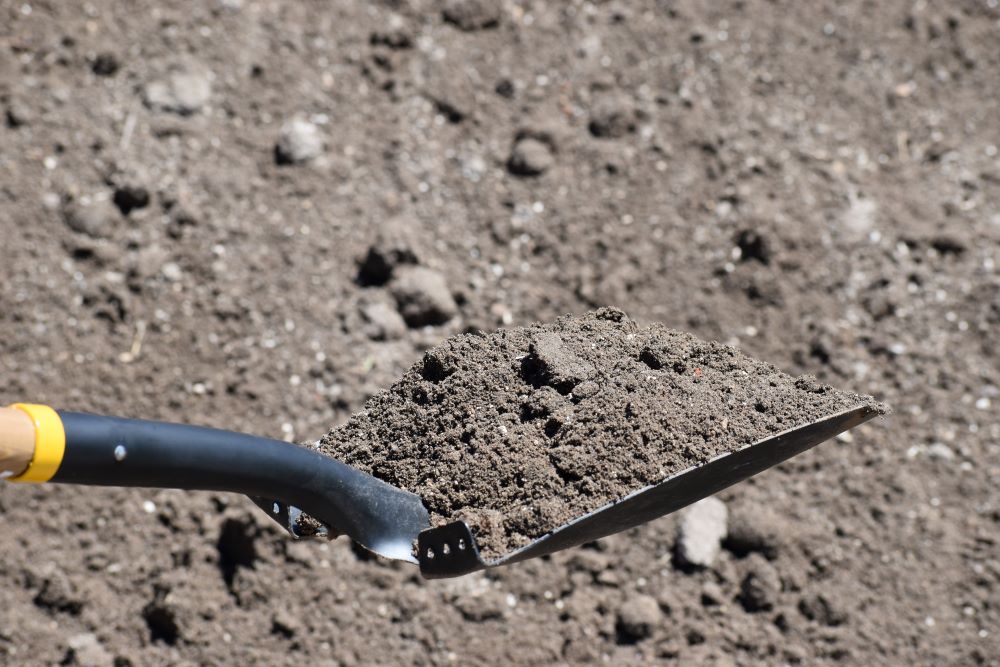 GREY RECYCLED SOIL