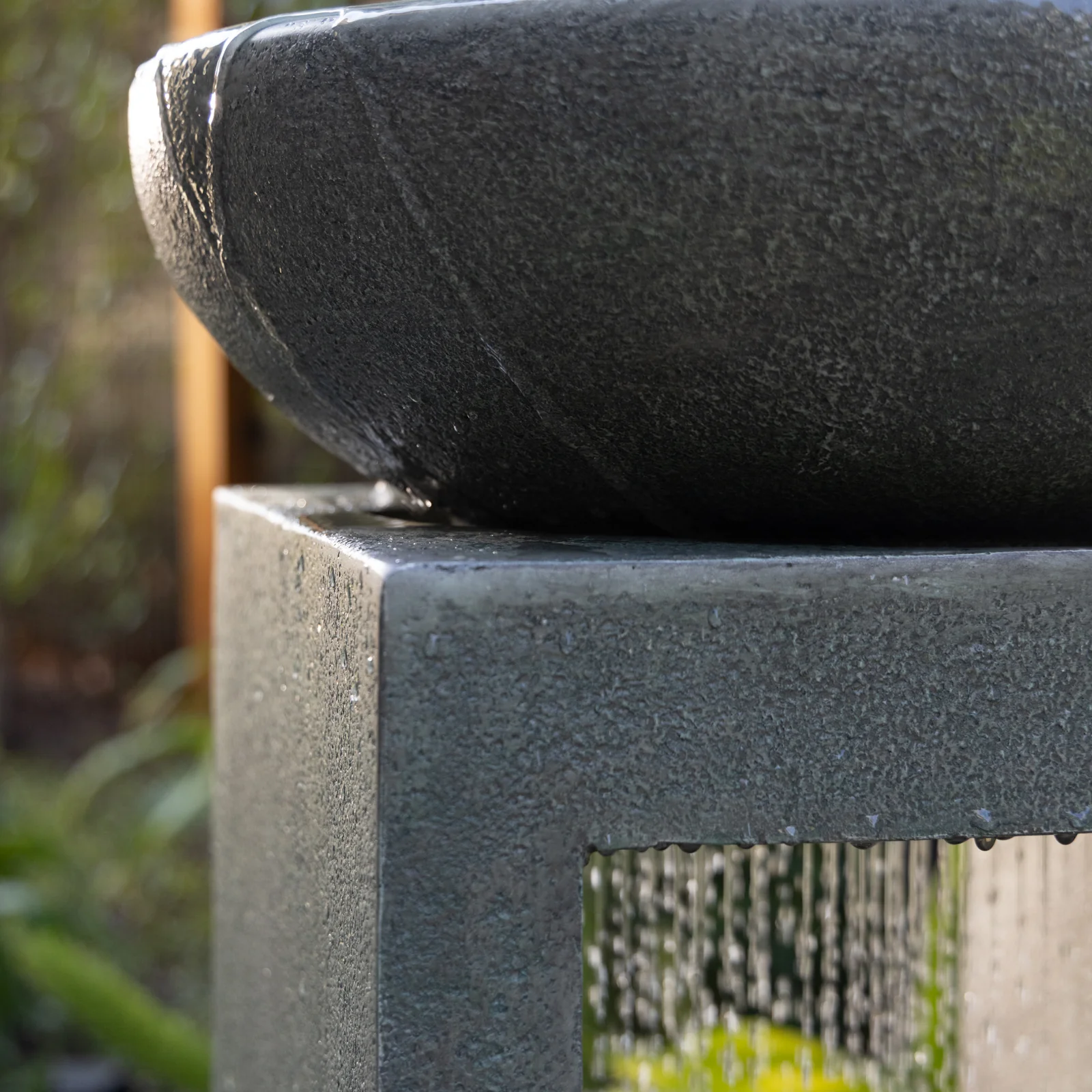 SERENITY BOWL FOUTAIN SEASONAL - Image 4